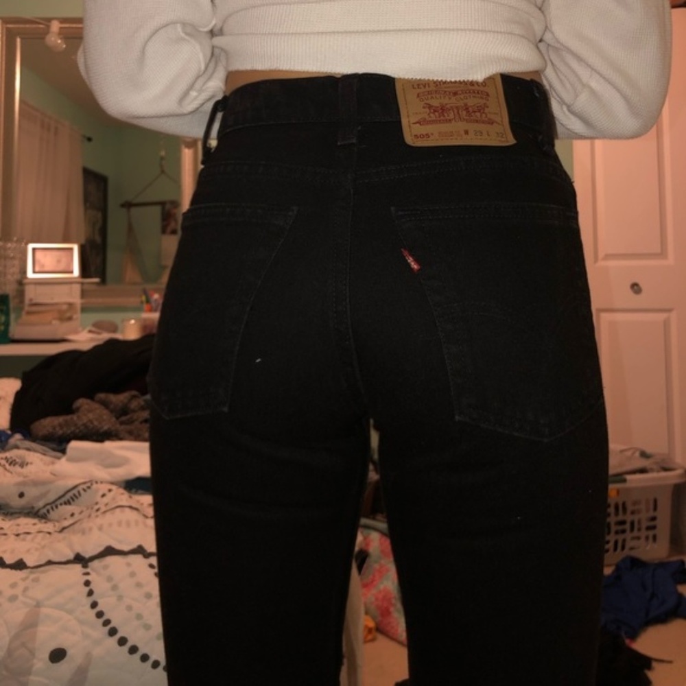 Vintage Black Levis 505 (26)